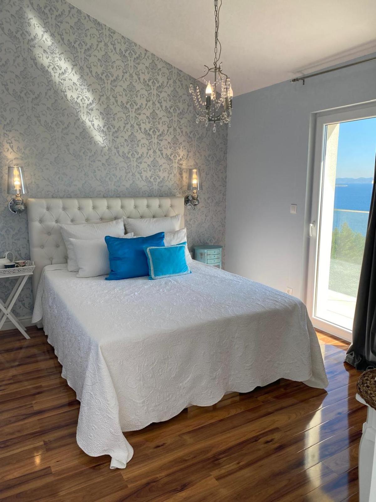Perla Hvar Aparthotel อิวานโดลัซ ภายนอก รูปภาพ