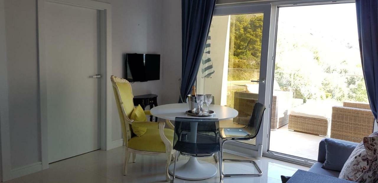 Perla Hvar Aparthotel อิวานโดลัซ ภายนอก รูปภาพ
